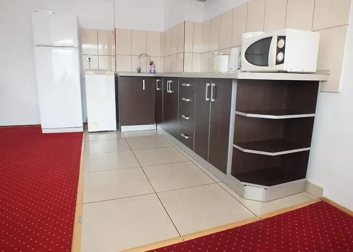 Alba Iulia Square - And Apartment Bucharest