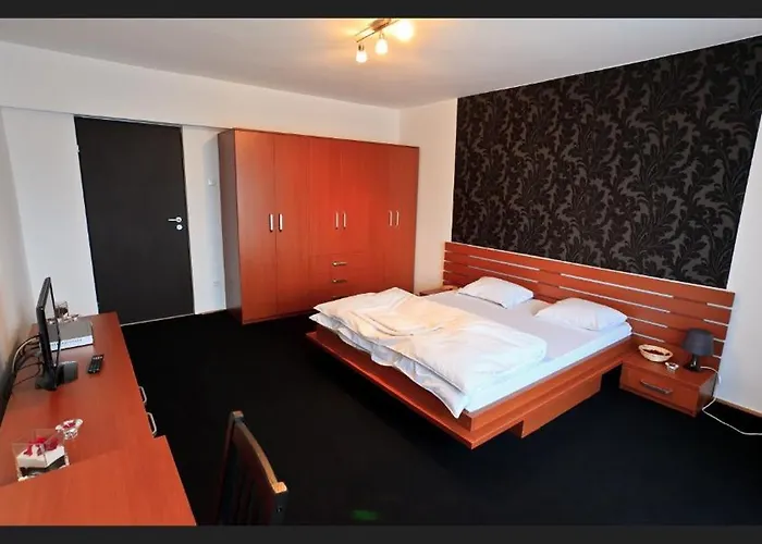 Alba Iulia Square - And Apartment